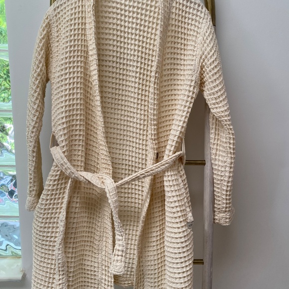 Happy Place Unisex Waffle Bath Robe Sand Organic Knit Belted Pockets Size S - Picture 3 of 12